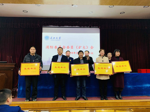 IE浏览器中点击图片可全屏显示