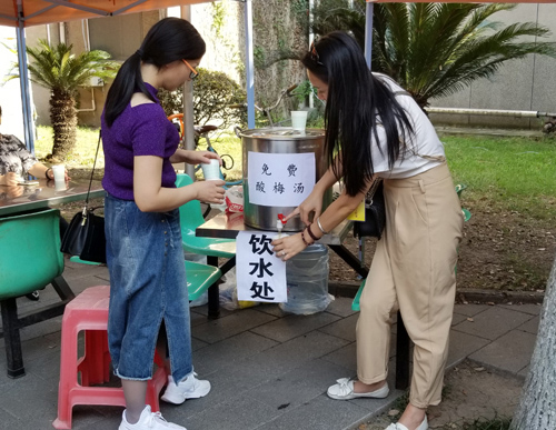 IE浏览器中点击图片可全屏显示