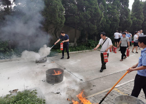 IE浏览器中点击图片可全屏显示