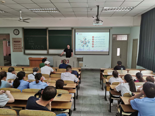 IE浏览器中点击图片可全屏显示